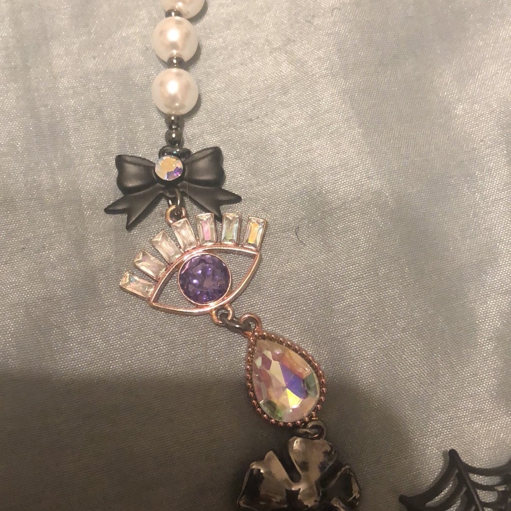 Betsey Johnson Spooky Halloween Necklace - Picture 3 of 6